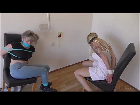 ❤️ Asılı / bağlanmış və ağzı bağlanmış / çətinlik içində olan qız ️ Anal porno pornoda az.full-porner.ru ☑